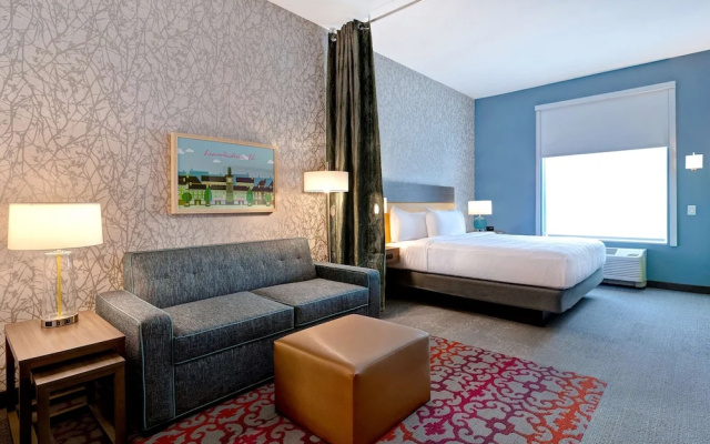 Deluxe Suite