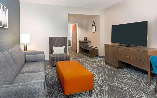 Premium Suite