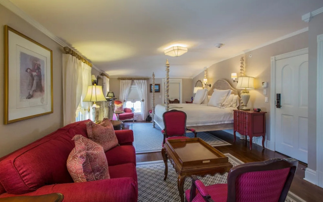 Double Suite