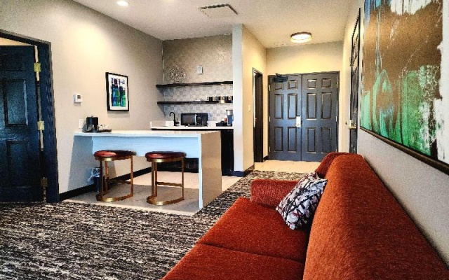 Standard Suite