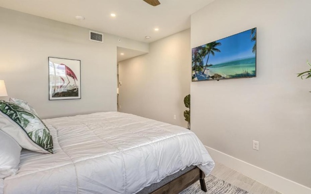 3 Bedrooms Apartment