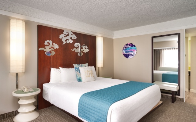 Standard Double room with pool view