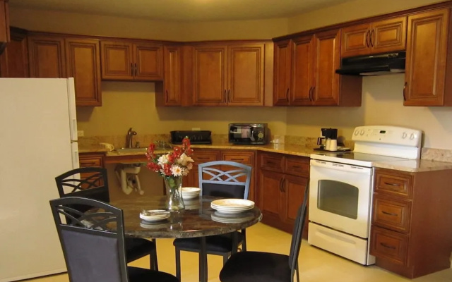 Standard Suite
