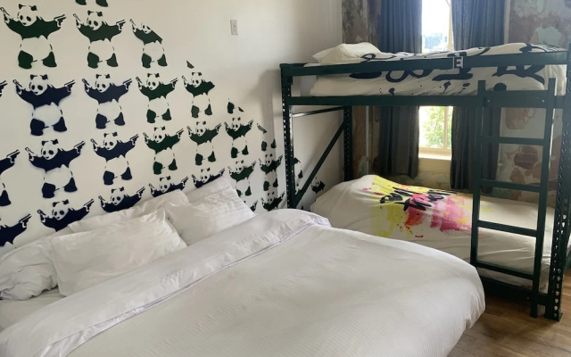 Comfort room