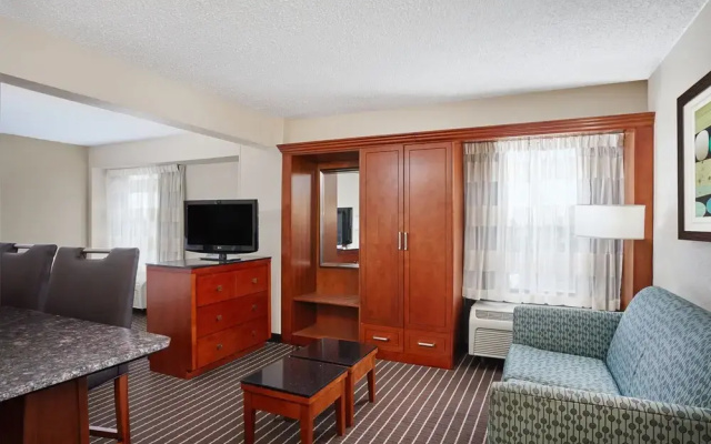 1 Bedroom Suite