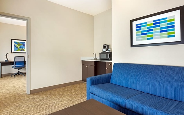 1 Bedroom Double Suite