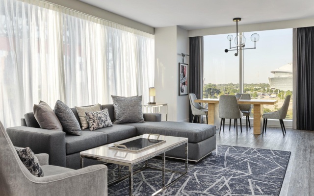 Premium Suite