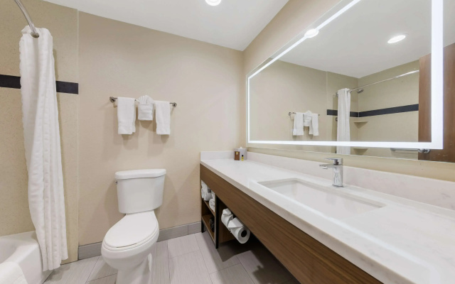 Quadruple Suite