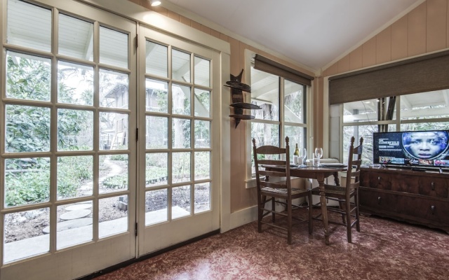 1 Bedroom Cottage with balcony