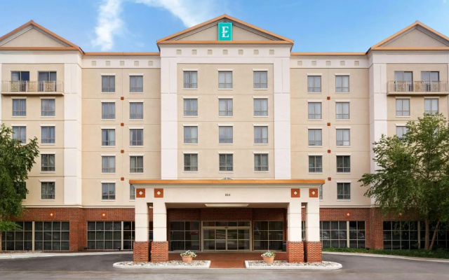 1 Bedroom Accessible Double Suite