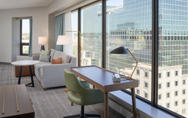 Quadruple Suite with city view