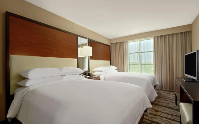 2 Room Mobility Accessible Twin Suite