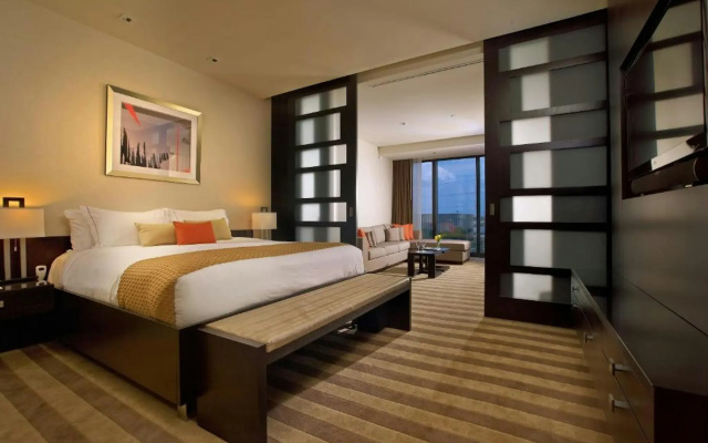Deluxe Suite