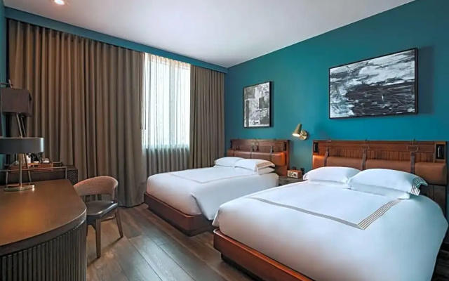 Twin room with city view