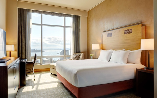 Double room with bay view