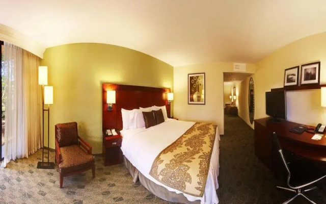1 Bedroom Double Junior Suite with balcony