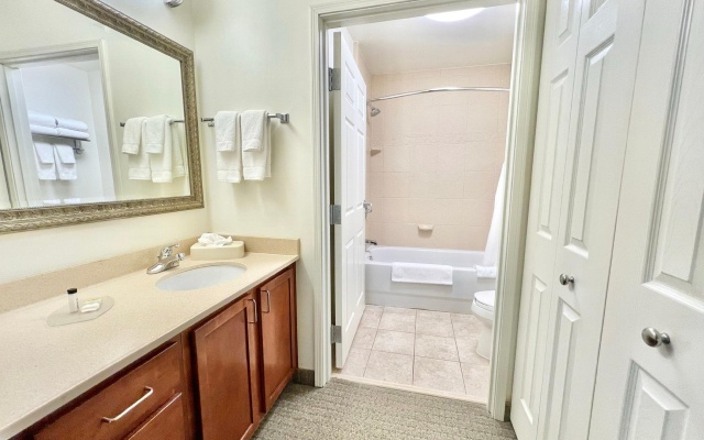 1 Bedroom Double Suite