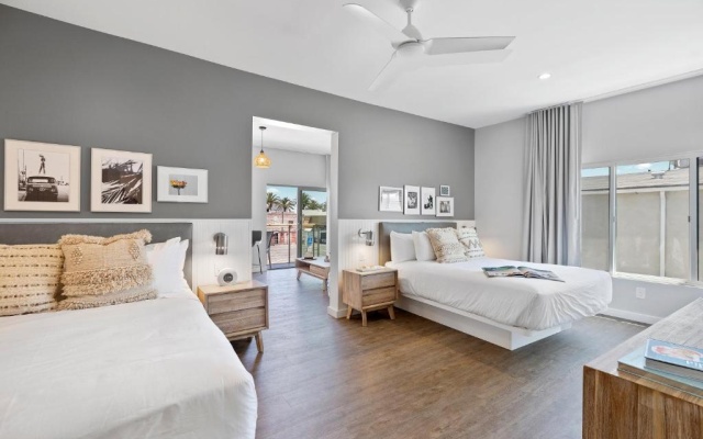 Suite with balcony