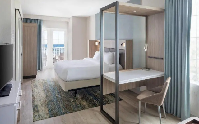 Suite with view
