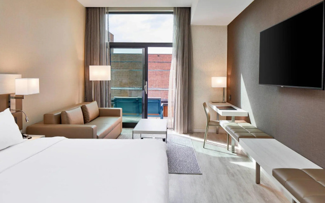 Standard Double room with balcony and with city view