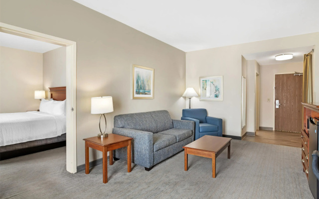 2 Bedrooms Double Suite