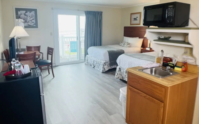 Standard Quadruple room with ocean view