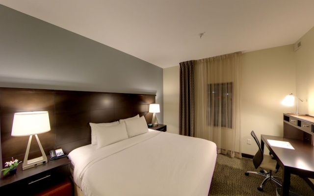 1 Bedroom Suite