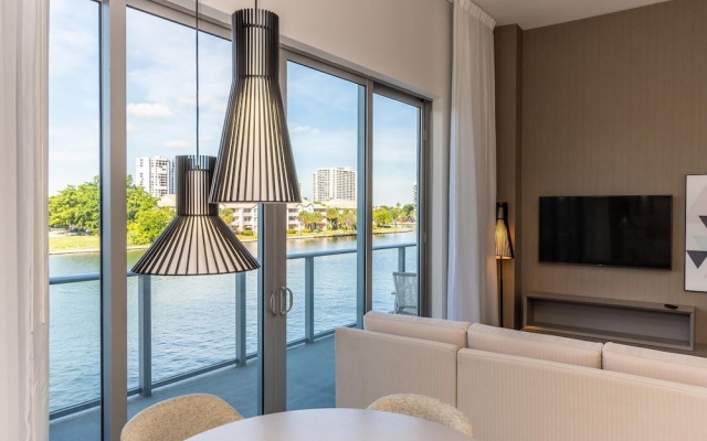 Apartment with balcony and with view