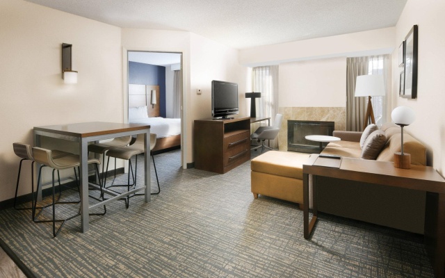 2 Bedrooms Suite