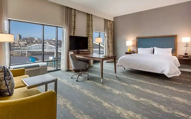 Suite with view