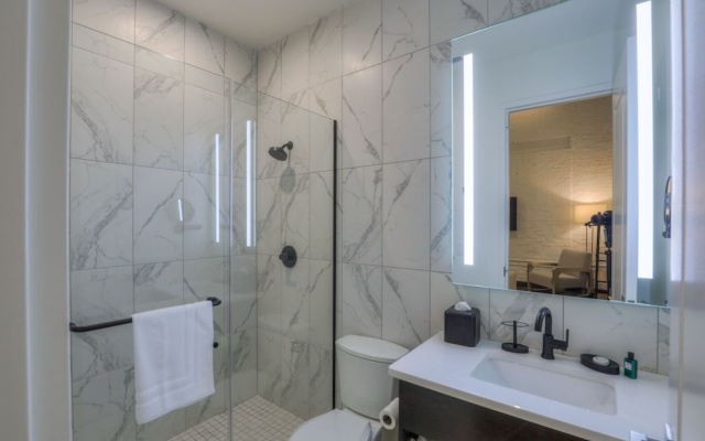 2 Bedrooms Premium Double Suite