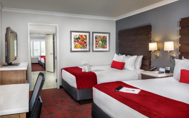 2 Bedrooms Suite