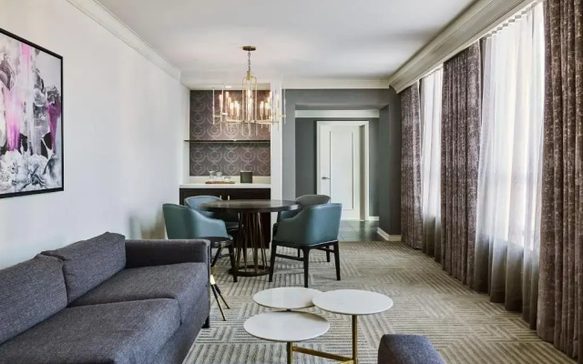 Double Suite