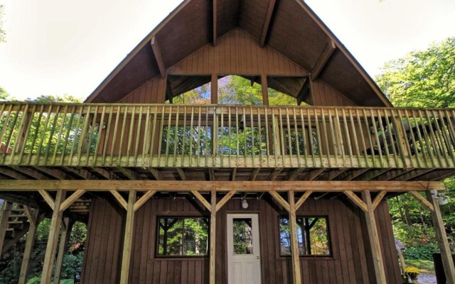 4 Bedrooms Cottage