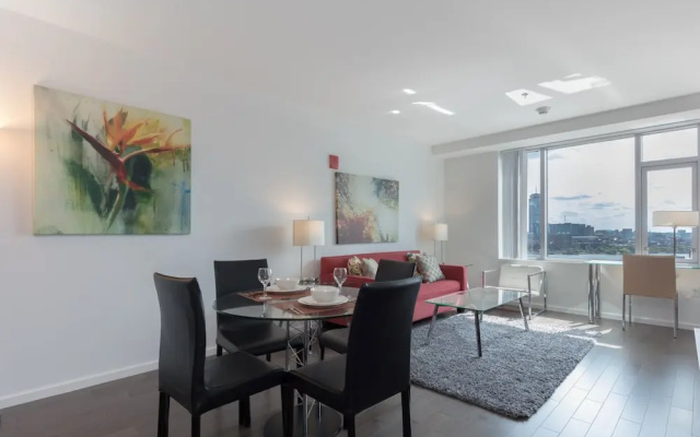 2 Bedrooms Luxury Apartment