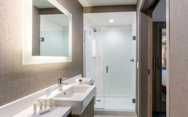 Double Suite