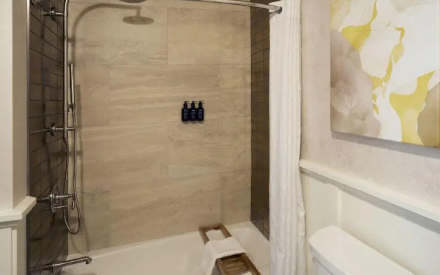 1 Bedroom Double Suite