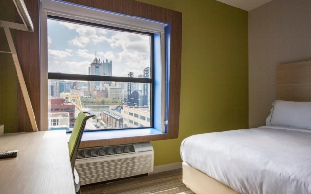 Suite with view