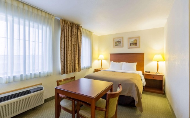 Standard Sextuple room