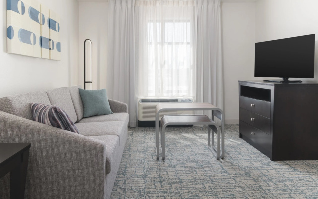 1 Bedroom Suite