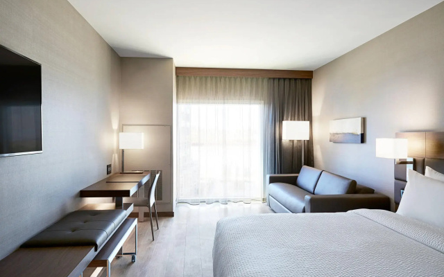 Standard Double room with lake view