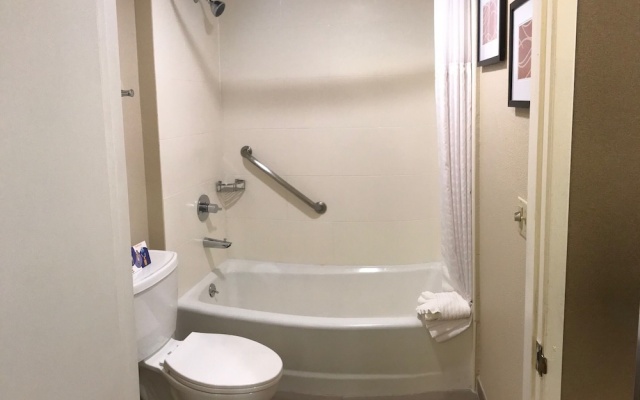 Quadruple Suite