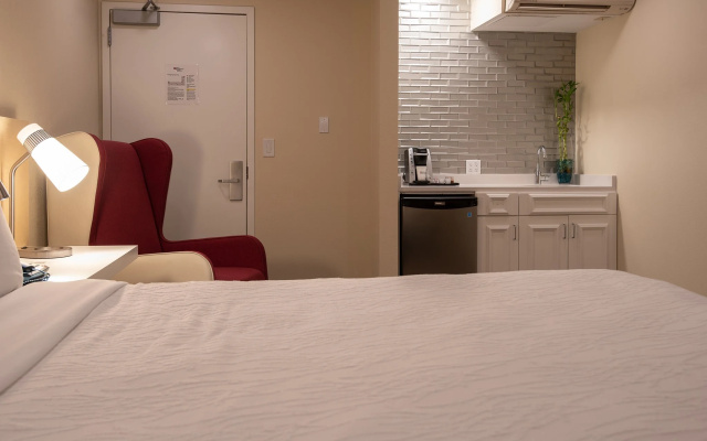Ambassador Double Suite