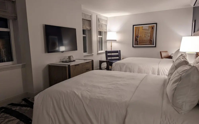 Deluxe Quadruple room