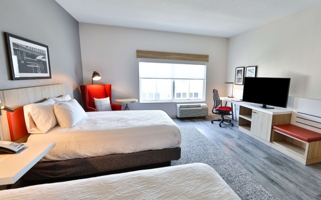Mobility/Hearing Accessible with Bathtub Quadruple room