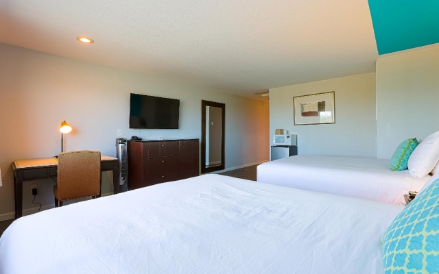Standard Quadruple room with river view