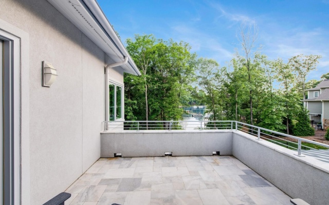 Cottage with balcony