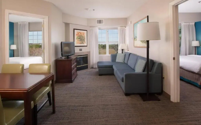 2 Bedrooms Suite