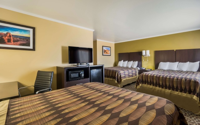 Sextuple Suite
