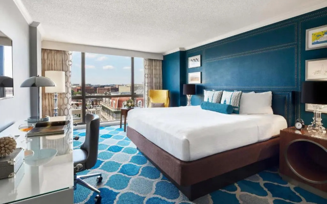 Standard room with city view